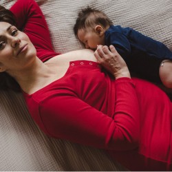 Těhotenské a kojící šaty Tummy - červená